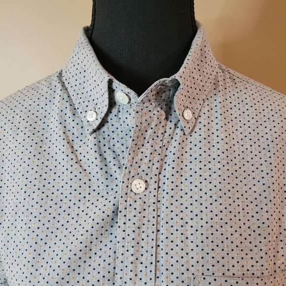 OLD NAVY Polka Dot Men's Casual Button-down Shirt, Slim Fit, Size Medium - Picture 3 of 10